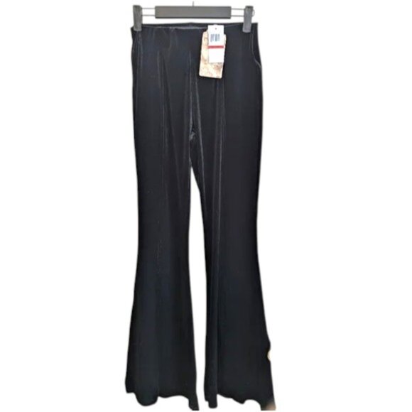 BAND OF GYPSIES Velvet Bell Bottom Pants NWT - Picture 1 of 6